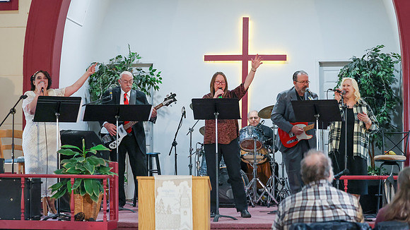 3-31-24 Easter Service  (39)