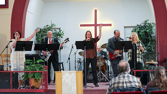 3-31-24 Easter Service  (41)