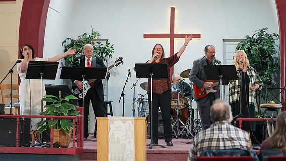 3-31-24 Easter Service  (43)