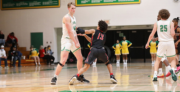 13 Tyus Wills (46)