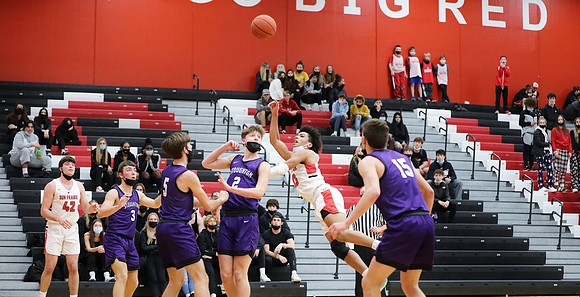 13 Tyus Wills (56)