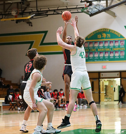 23 Darius Chestnut (14)