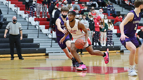 23 Darius Chestnut (44)