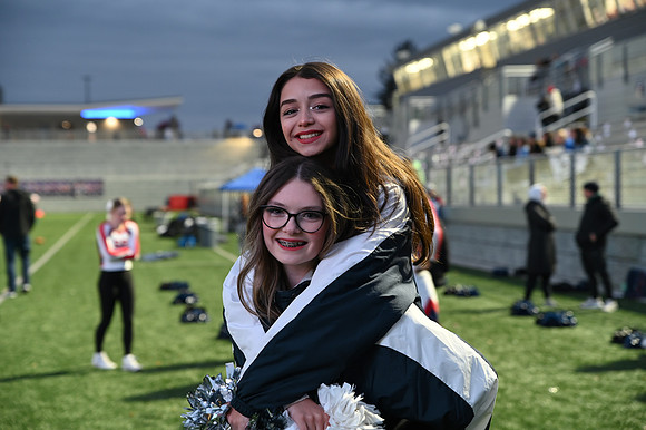 10-15-22 West Football vs. Oregon  (5)