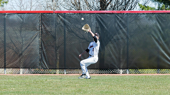 4-6-24 VARSITY vs. Janesville Craig (172)