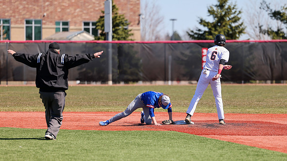 6 John Hadley VI  (20)