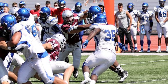 3 UWL 2018 Pre Season Scrmmage vs. U of Dubuque  (208)
