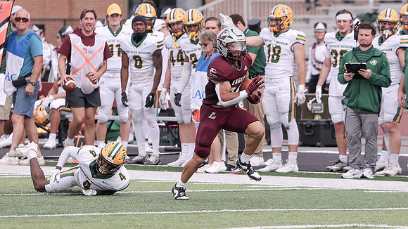 30 Gabe Lynch (31)