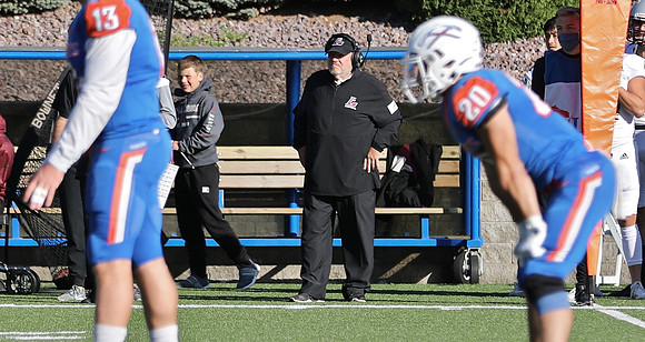 Coach Mike Anderson  (3)