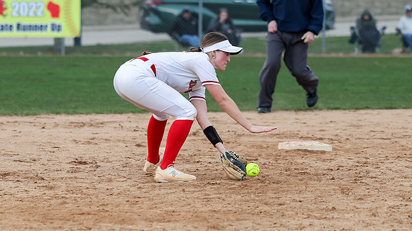 2 McKenna Gross (31)