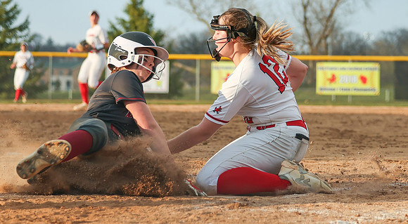 12 Tayler Baker  (54)