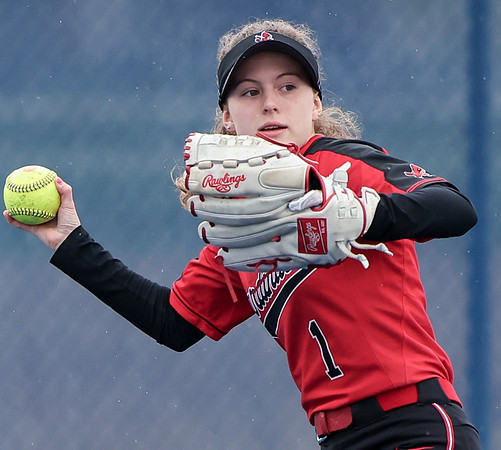 VARSITY vs. Sun Prairie West (10)