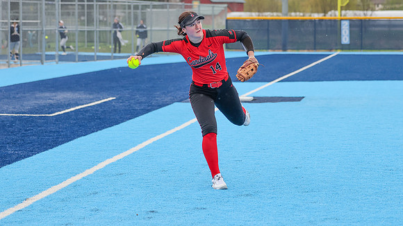 VARSITY vs. Sun Prairie West (21)