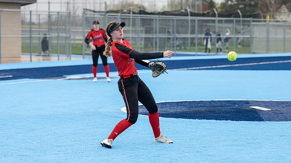 VARSITY vs. Sun Prairie West (48)