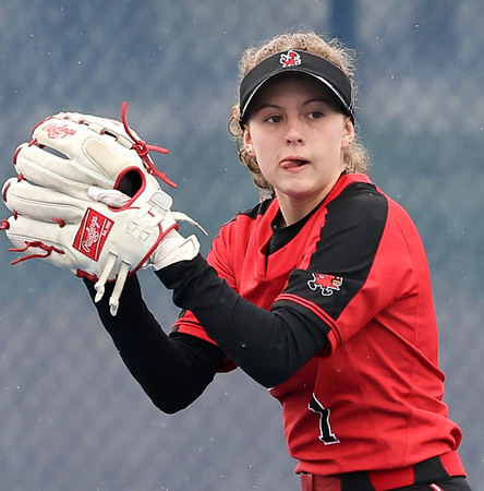VARSITY vs. Sun Prairie West (60)