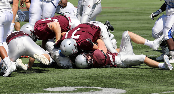 3 UWL 2018 Pre Season Scrmmage vs. U of Dubuque  (216)