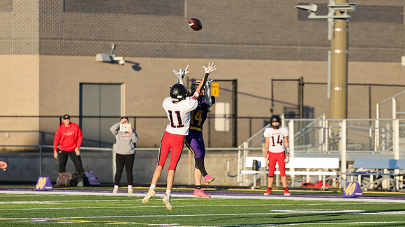 10-17-24 JV2 vs. DeForest (33)