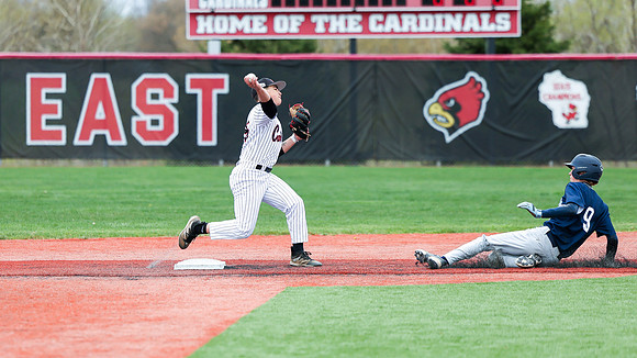 VARSITY vs. Sun Prairie West 4-20-24  (21)
