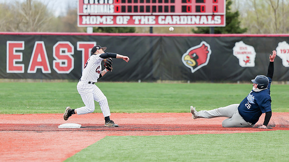 VARSITY vs. Sun Prairie West 4-20-24  (39)