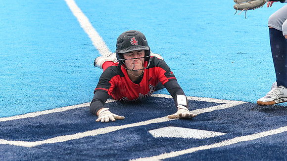 10 Kaylie Frydenlund  (56)