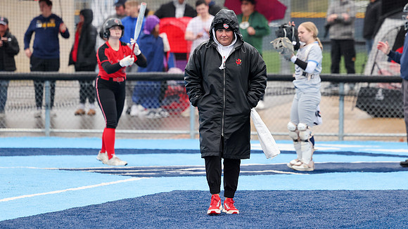 Coach Jamie Olson  (29)