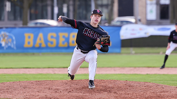 1 Brady Stelzer  (28)