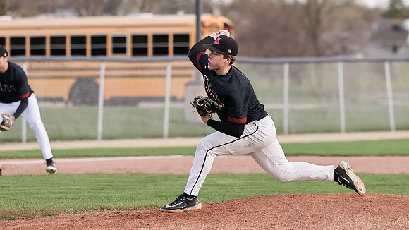 1 Brady Stelzer  (32)