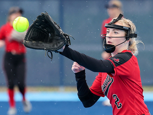 2 McKenna Gross  (1)