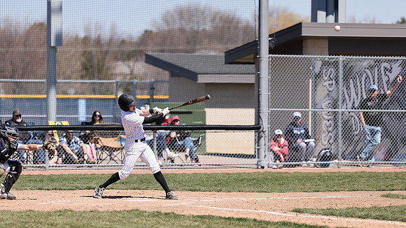 9 Max Glusick  (24)