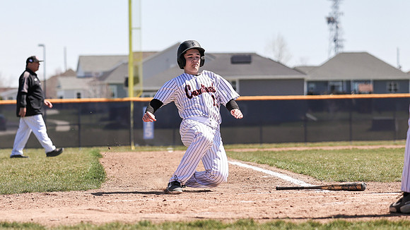 13 Reed Saugstad  (28)
