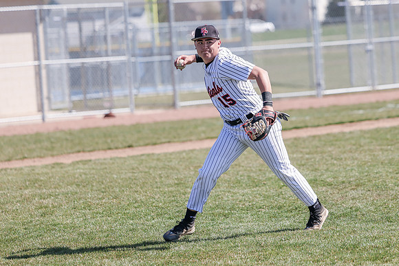 15 Joe Jacobs  (28)