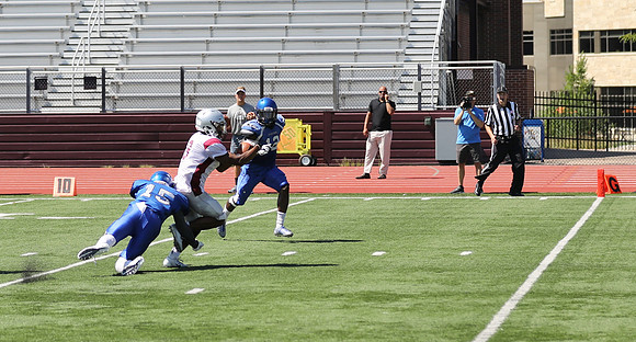 3 UWL 2018 Pre Season Scrmmage vs. U of Dubuque  (77)