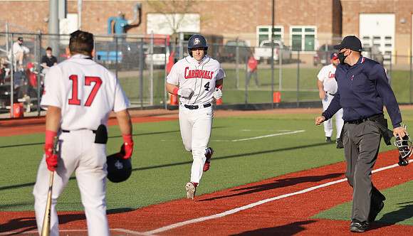 4 Josh Caron (90)