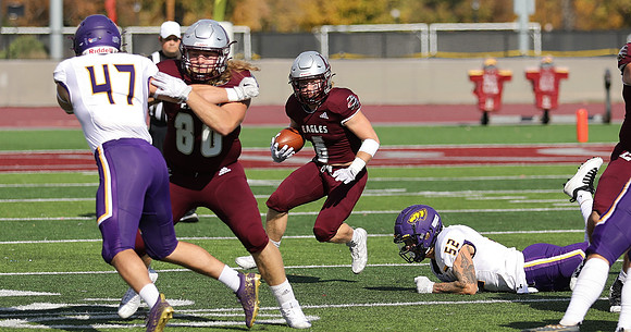 6 Joey Stutzman (25)