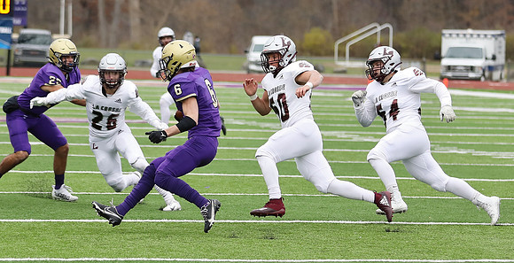 50 Connor Fahnrich (5)
