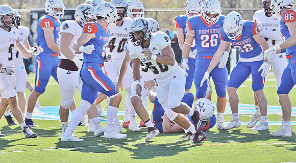 50 Connor Fahnrich (29)