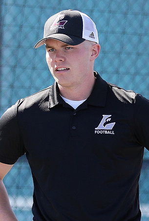Coach Alex Stumpner (2)