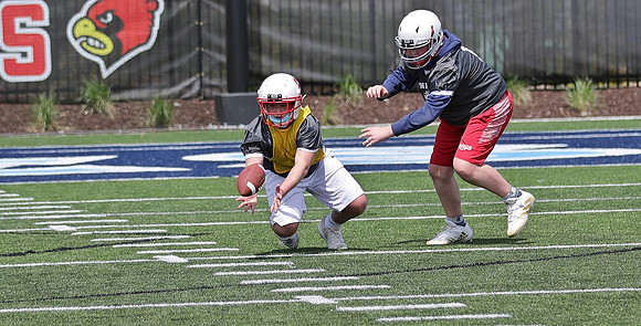 8th Grade Menzel vs. 8th Grade Longley SH  (62)