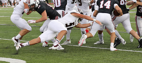 50 Connor Fahnrich (33)