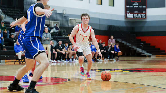 1 Max Glusick (37)