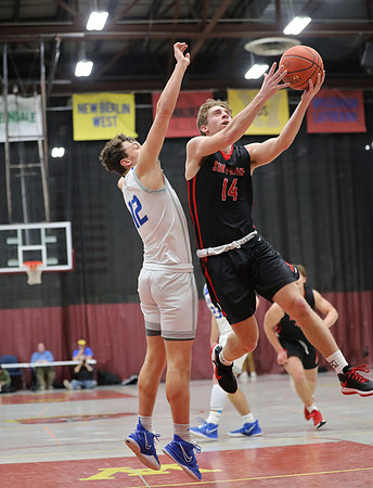 14 Ben Olson  (104)
