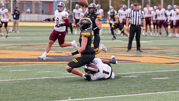 1 Christian Powell (8)