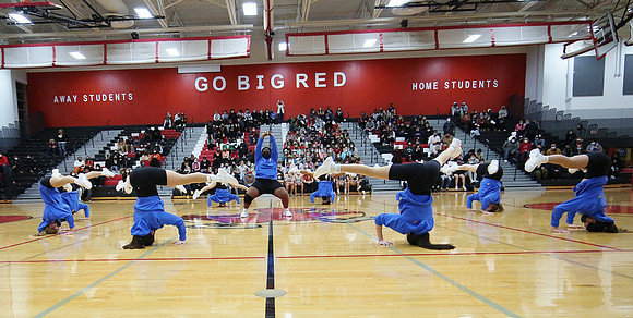 1-21-22 VARSITY Dance at Varsity Basketball Game  (29)