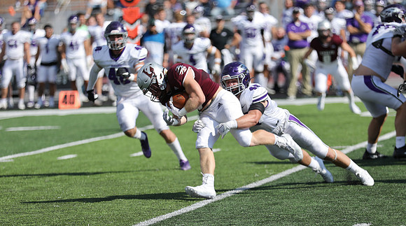 6 Joey Stutzman (30)