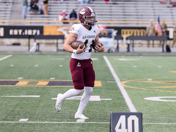 43 Ethan Tranel (1)