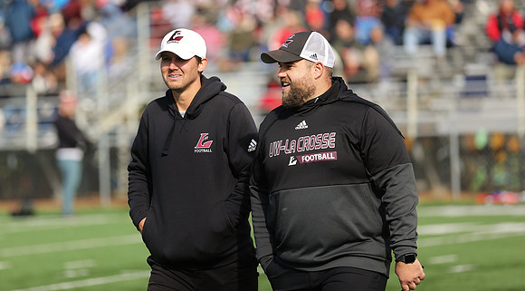 Coach Mitchell Collicott (5)