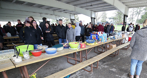 5-1-22 Spring Football Picnic 2022 (7)