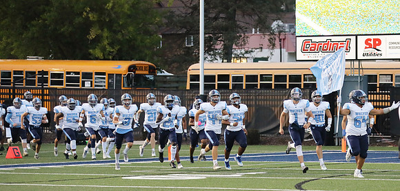 9-16-22 vs. Sun Prairie East  (26)
