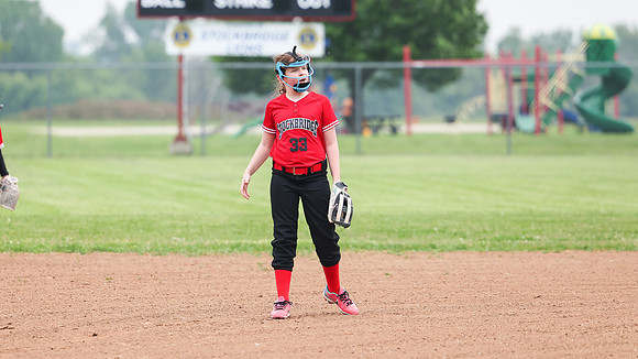 6-10-25 Ariella Softball Game (5)