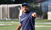 Coach CAL Carlos Loano (2)